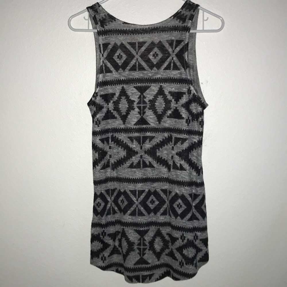 Aztec tank - Picture 2 of 2